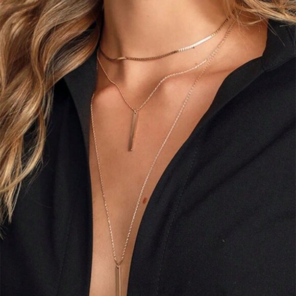 Yellow Gold Casual Women's Snake Bone Chain Multilayer Pendant Necklace - Picture 3 of 5